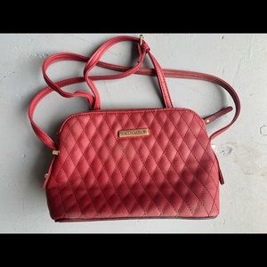 Red Sag Harbor  womens crossbody purse